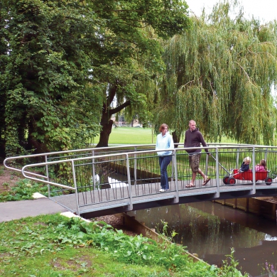 Shortline ZigZag Bruggen